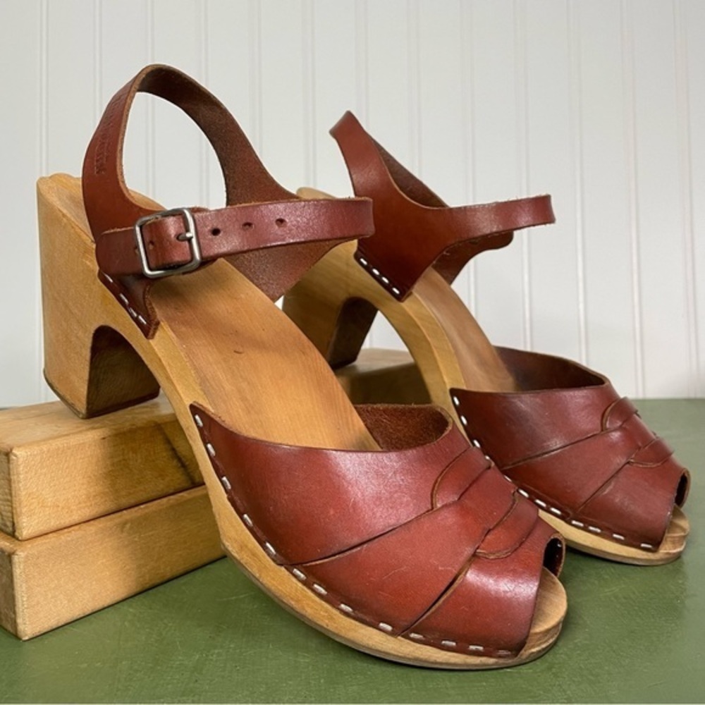 Swedish Hasbeens Peep Toe Sandals w Wooden Heels